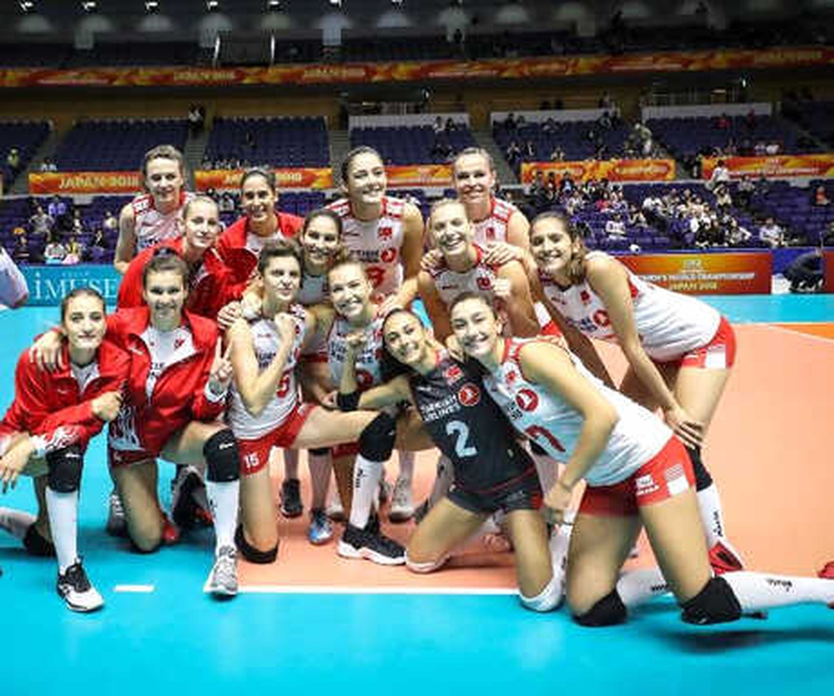 A Milli Kadın Voleybol Takımı, Dünya Şampiyonası\'nda 2. Tur\'a Çıktı