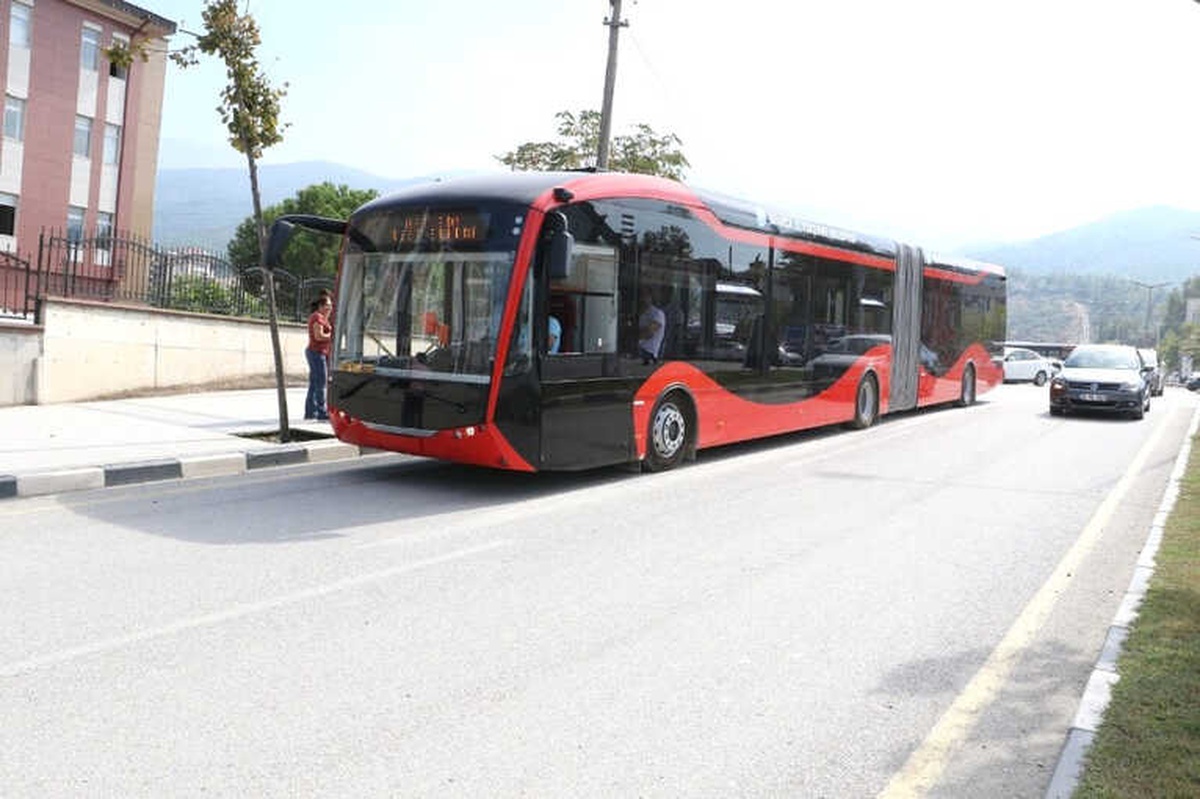 Avrupa\'daki En Büyük Elektrikli Otobüs Filosu Manisa\'da Olacak