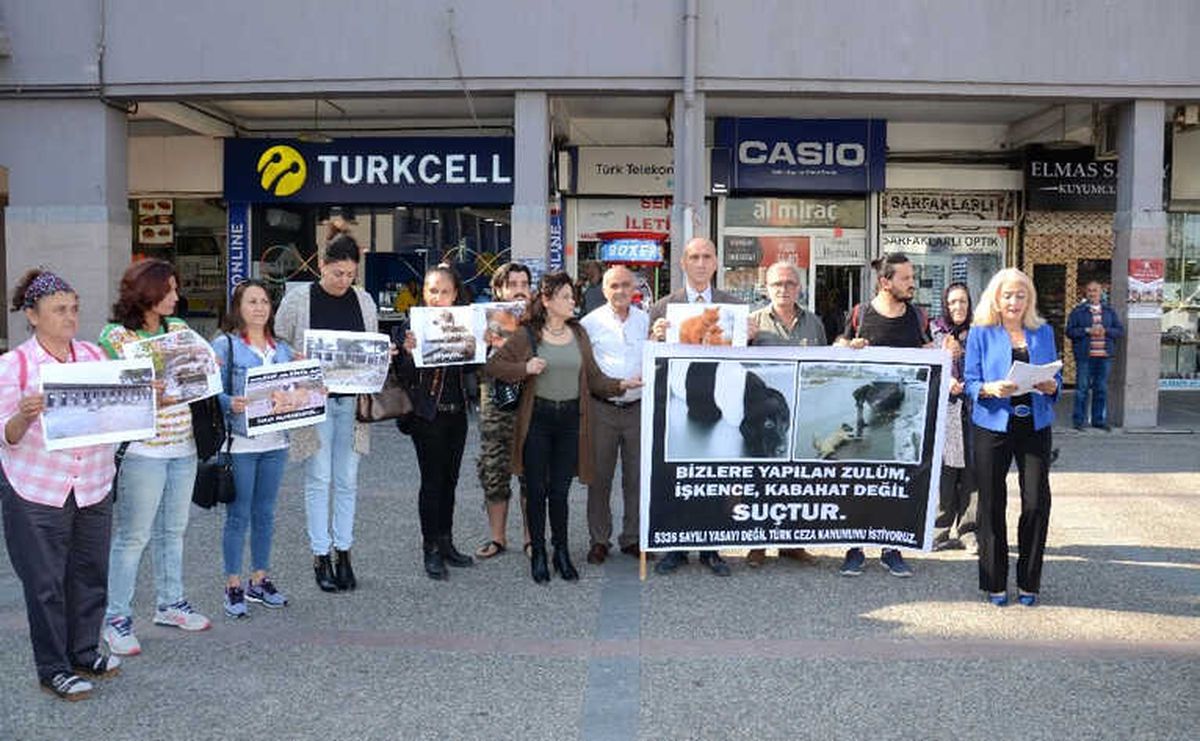 Balıkesirli Hayvan Severlerden 4 Ekim Açıklaması