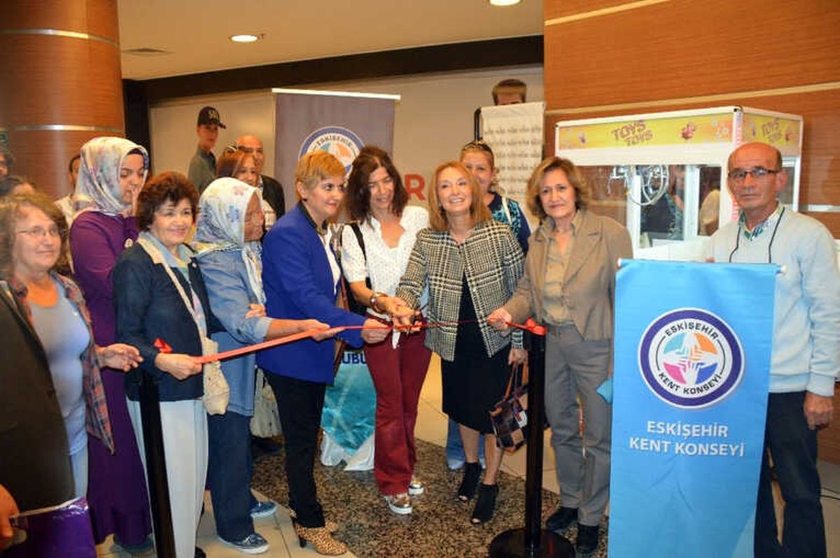 Beni Terk Etme" Sergisi Açıldı