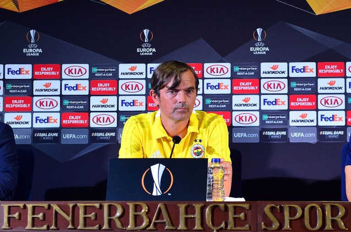 Fenerbahçe\'de Cocu Belirsizliği