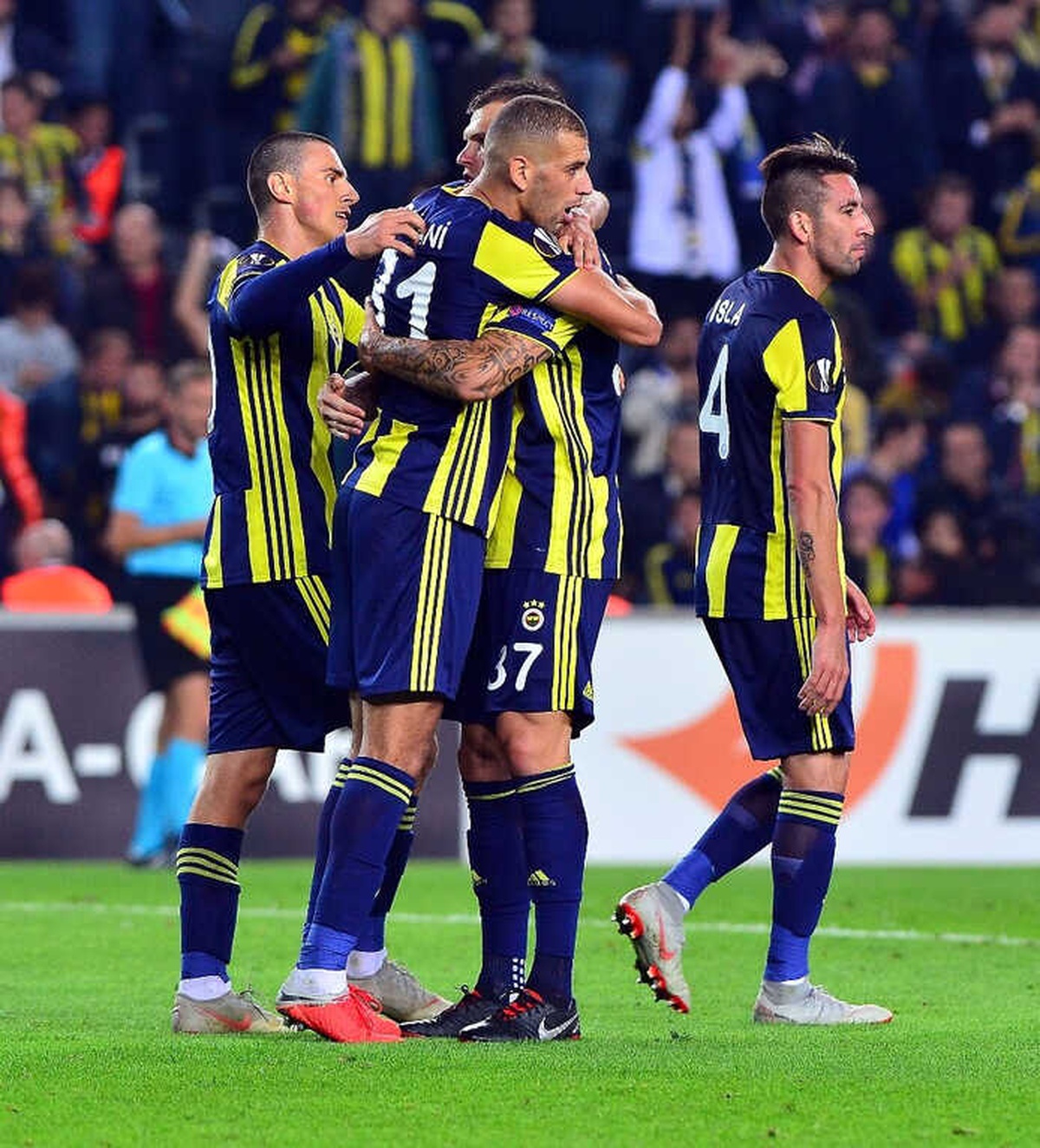 Fenerbahçe, UEFA Avrupa Ligi\'nde İlk Galibiyetini Aldı