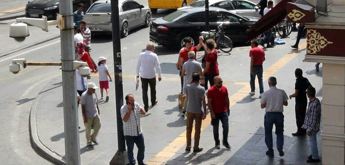 Hayvan Koruma Günü" Sosyal Deneyi Başına Dert Açıyordu