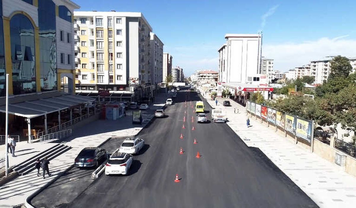 İskele Caddesi Asfaltlandı