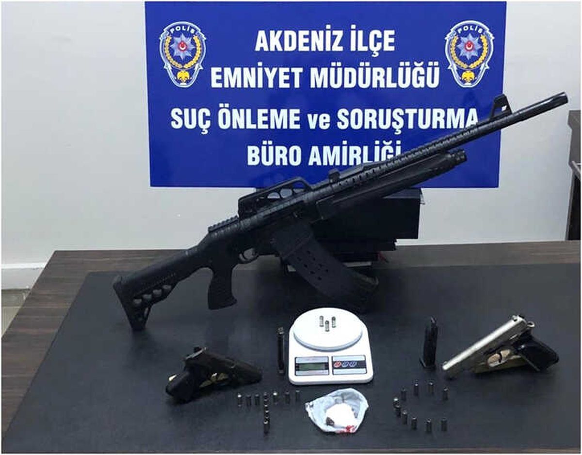 Mersin\'de Aranan 54 Kişi Yakalandı