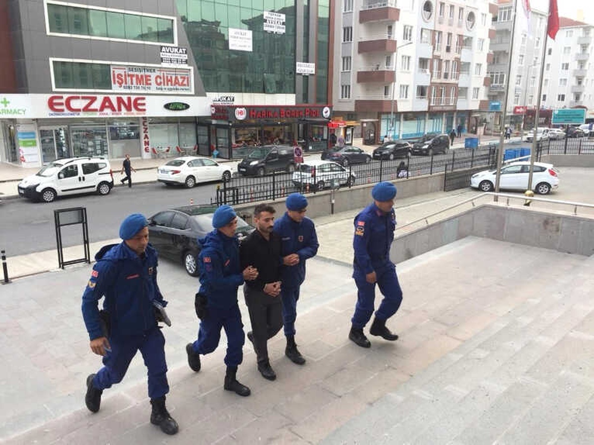 PKK\'ya Üye Olmak" Suçundan Aranan Şahıs Yakalandı
