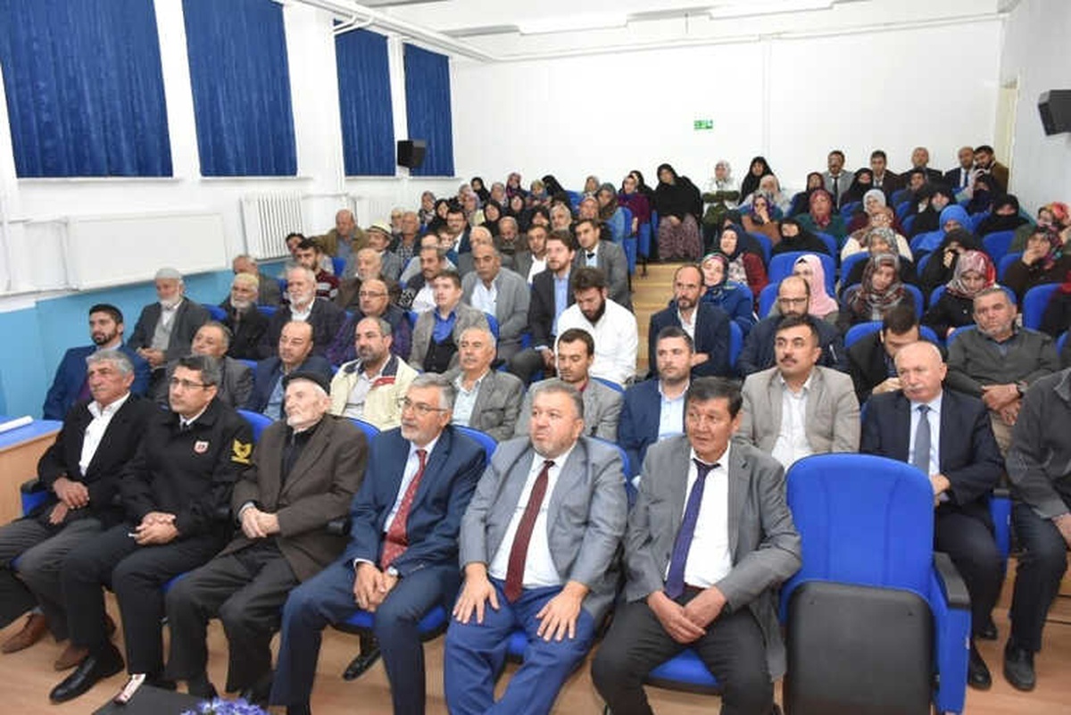 Soykök: "Din Görevlileri Selalarla Darbe Girişimine Siper Oldu"