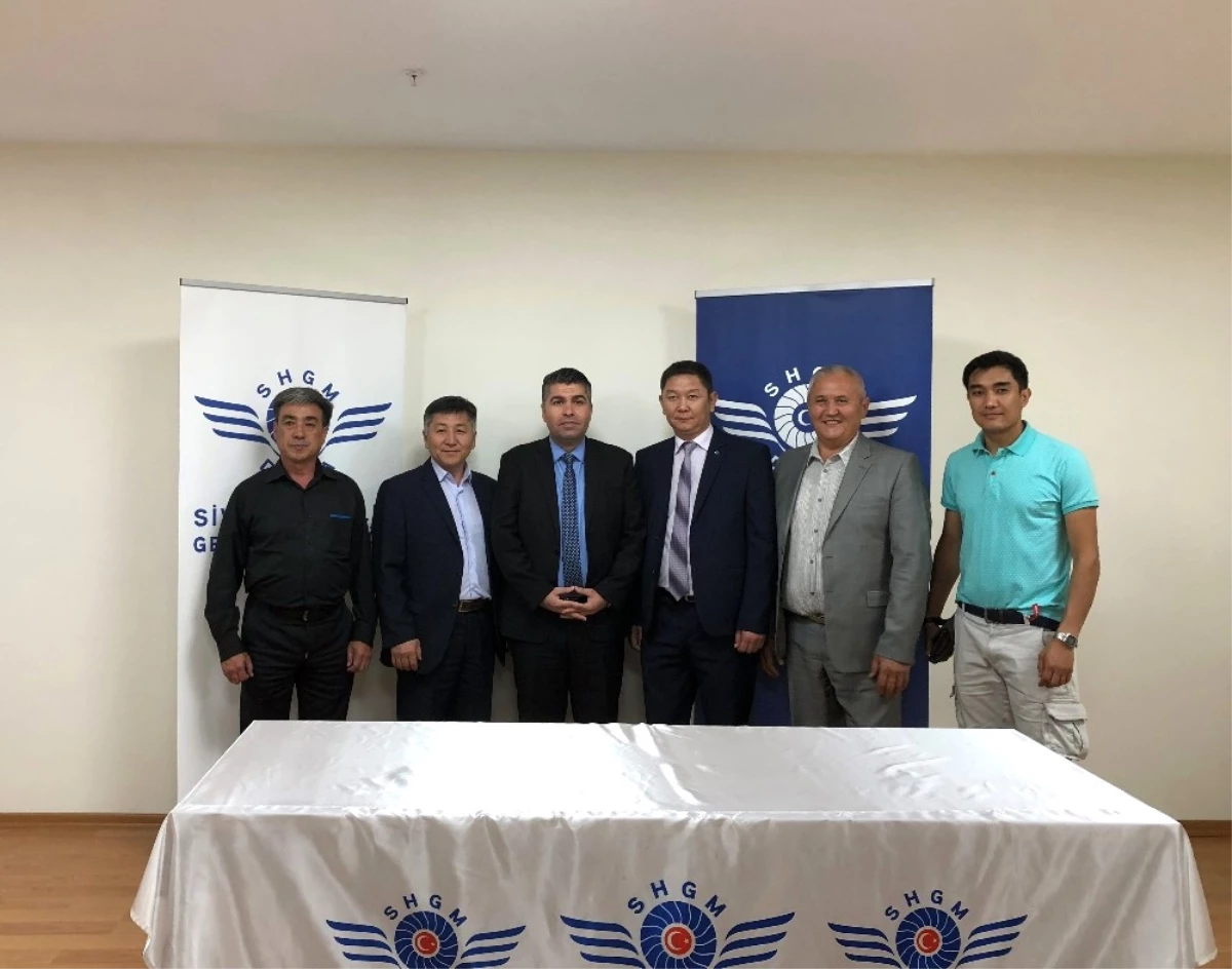 Tika\'dan Kırgız Sivil Havacılık Uzmanlarına Eğitim