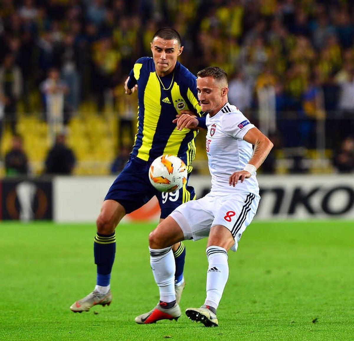 UEFA Avrupa Ligi: Fenerbahçe: 0 - Spartak Trnava: 0 (İlk Yarı)