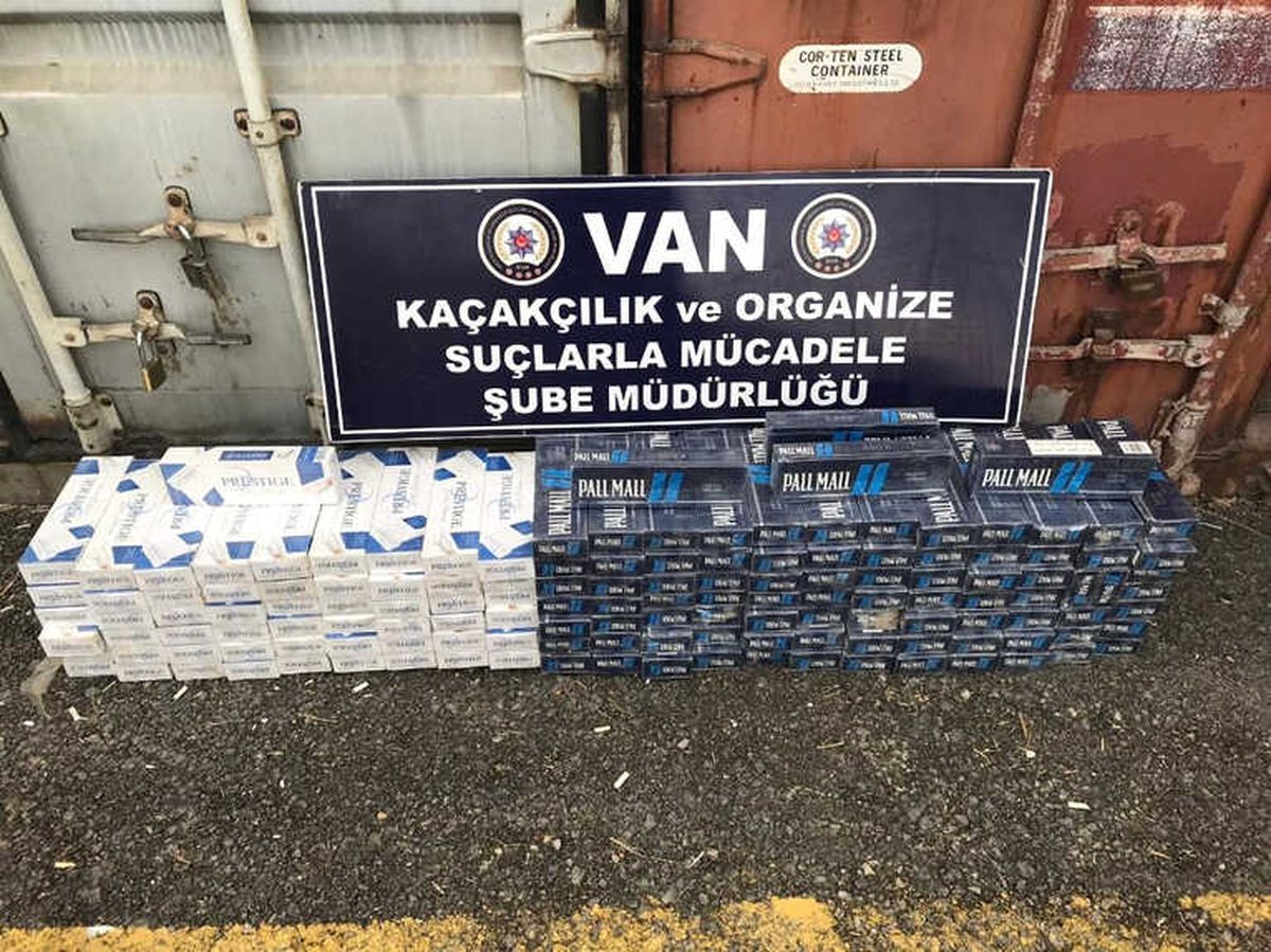 Van\'da 3 Bin 440 Paket Kaçak Sigara Ele Geçirildi
