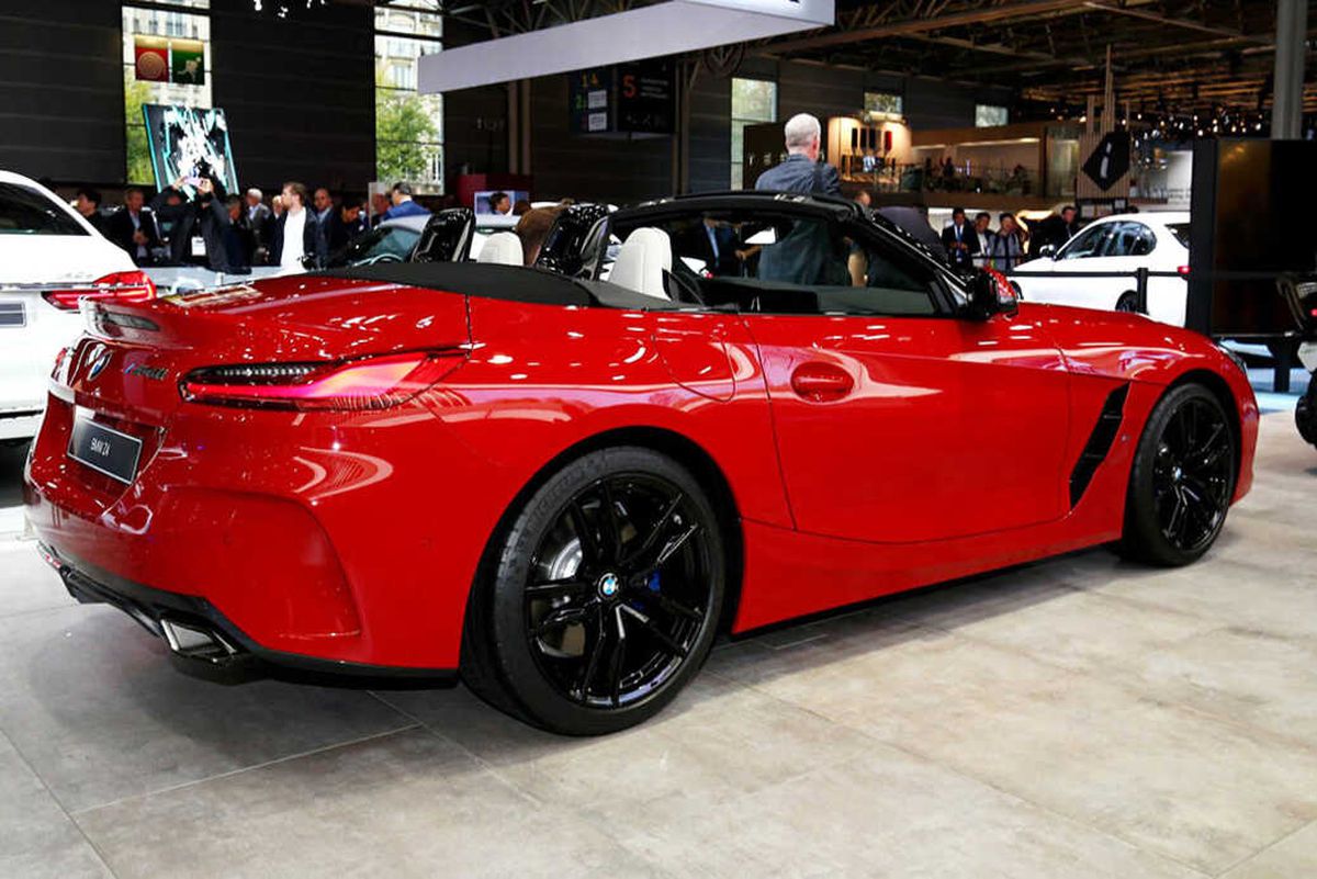 Yeni Bmw Z4 Paris\'ta Sahne Aldı