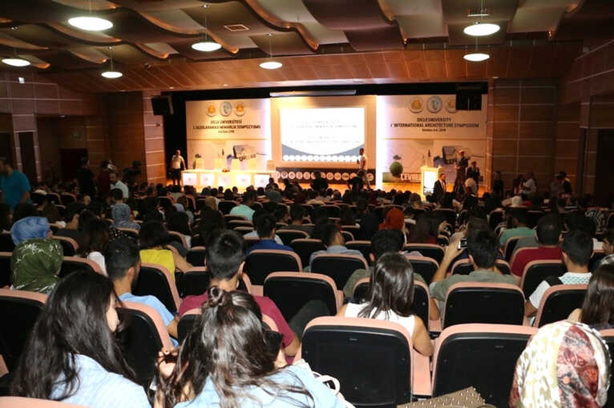 Yenişehir, Mimarlık Sempozyumu\'na Sponsor Oldu