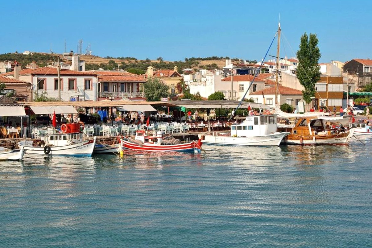 Yükselen Yazlık Belde; Ayvalık