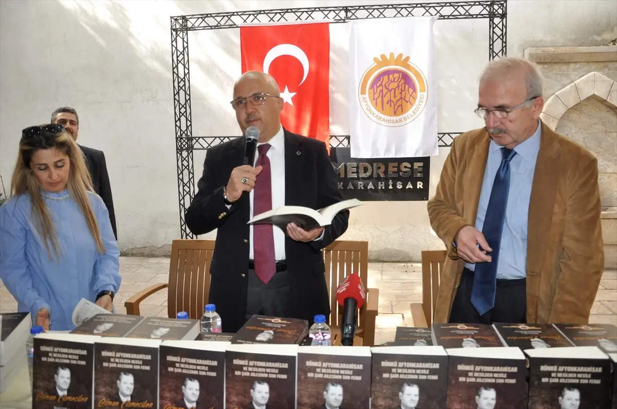 Afyonkarahisar Belediyesi Kitap Tanıtımı Yaptı