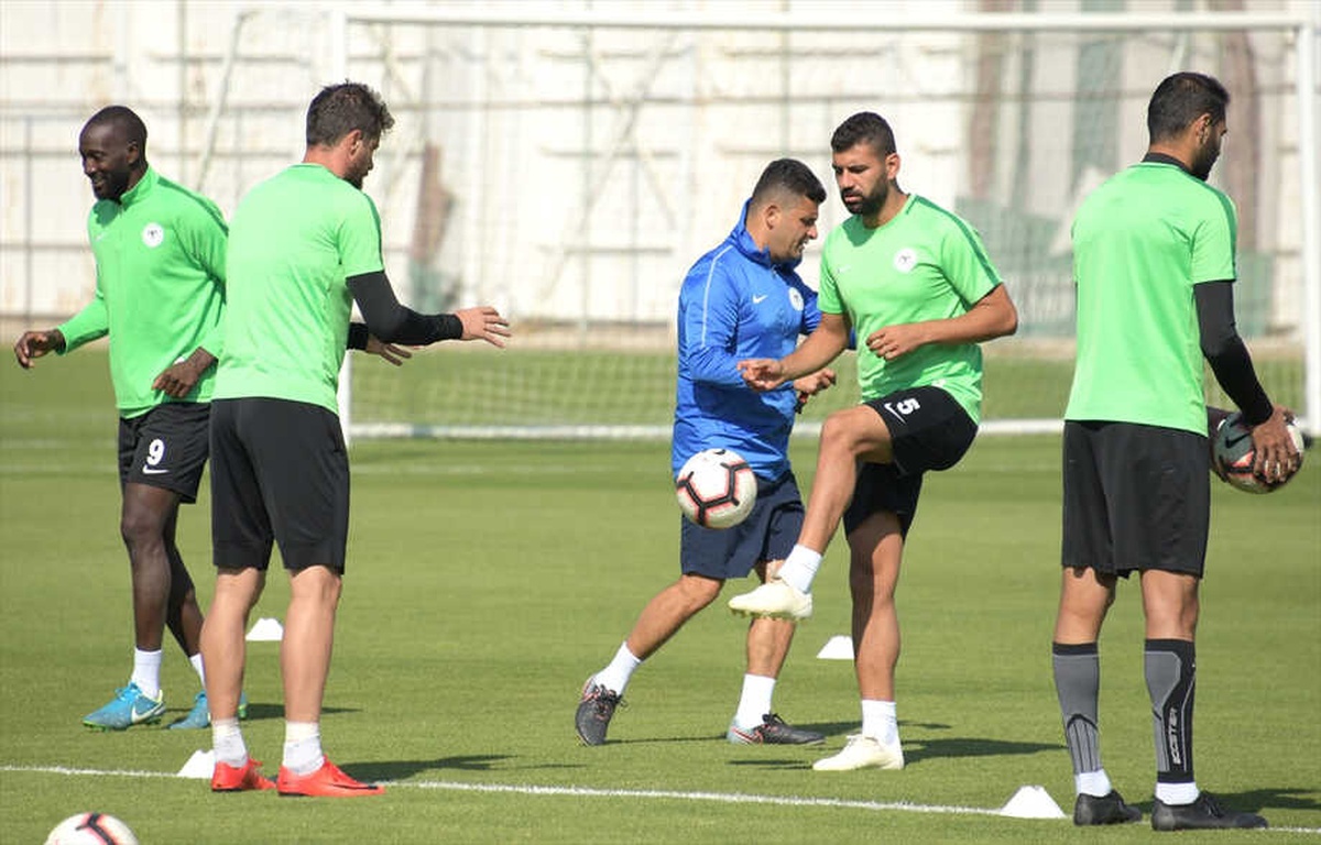 Atiker Konyaspor\'da Beşiktaş Maçı Hazırlıkları