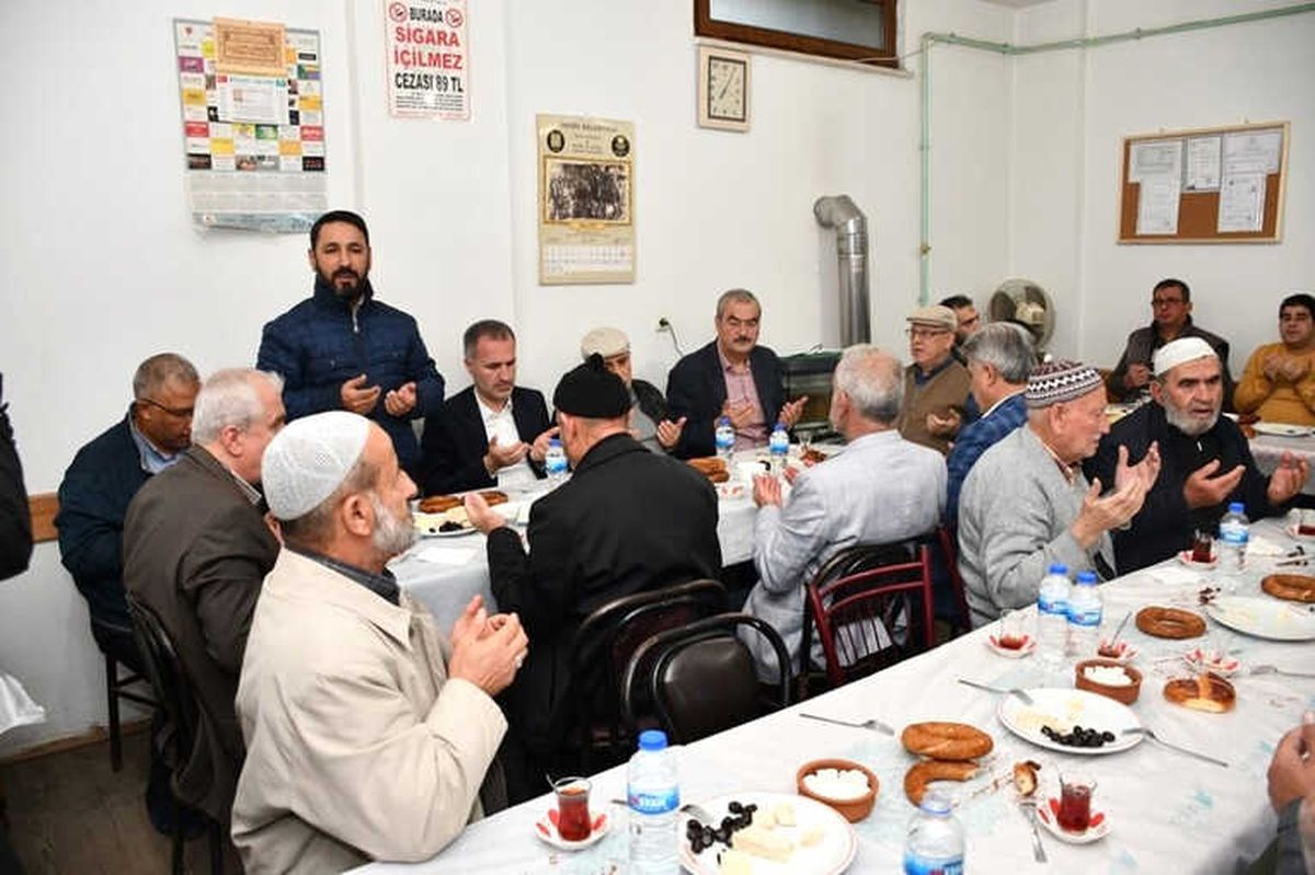 Bereket Sofrası Buluşmaları Başladı