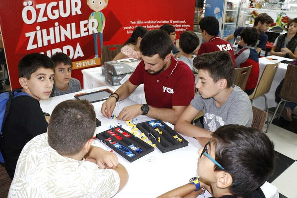 Bilim Seti 67 Burda Avm\'de Tanıldı