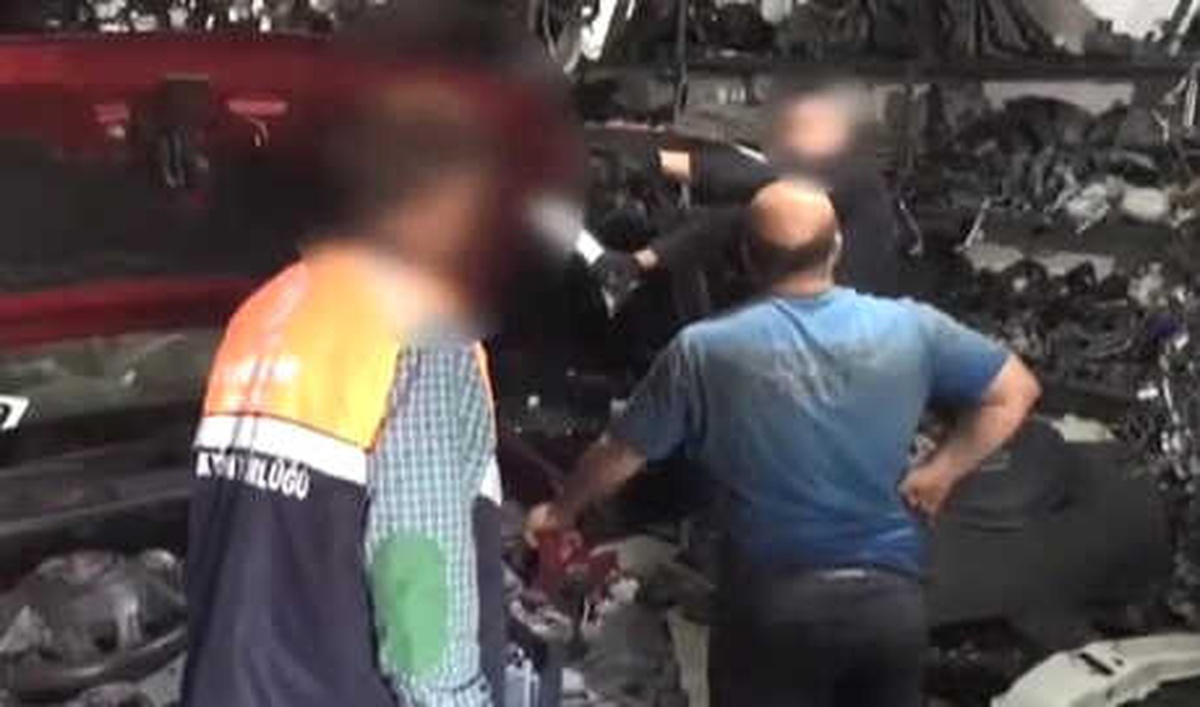 Bir Çalıntı Otomobil Ararken Onlarcasının Parçalarını Buldular