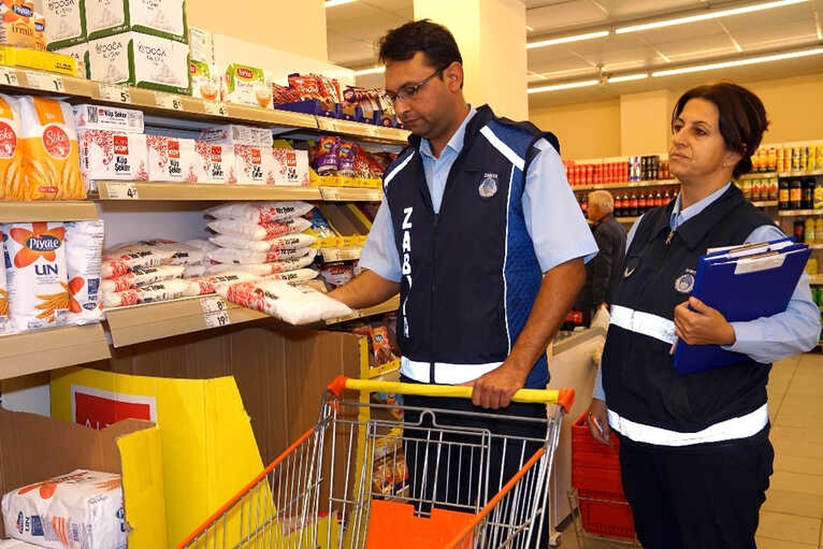 Çorlu Zabıtasından Etiket Tarife ve Fiyat Denetimi
