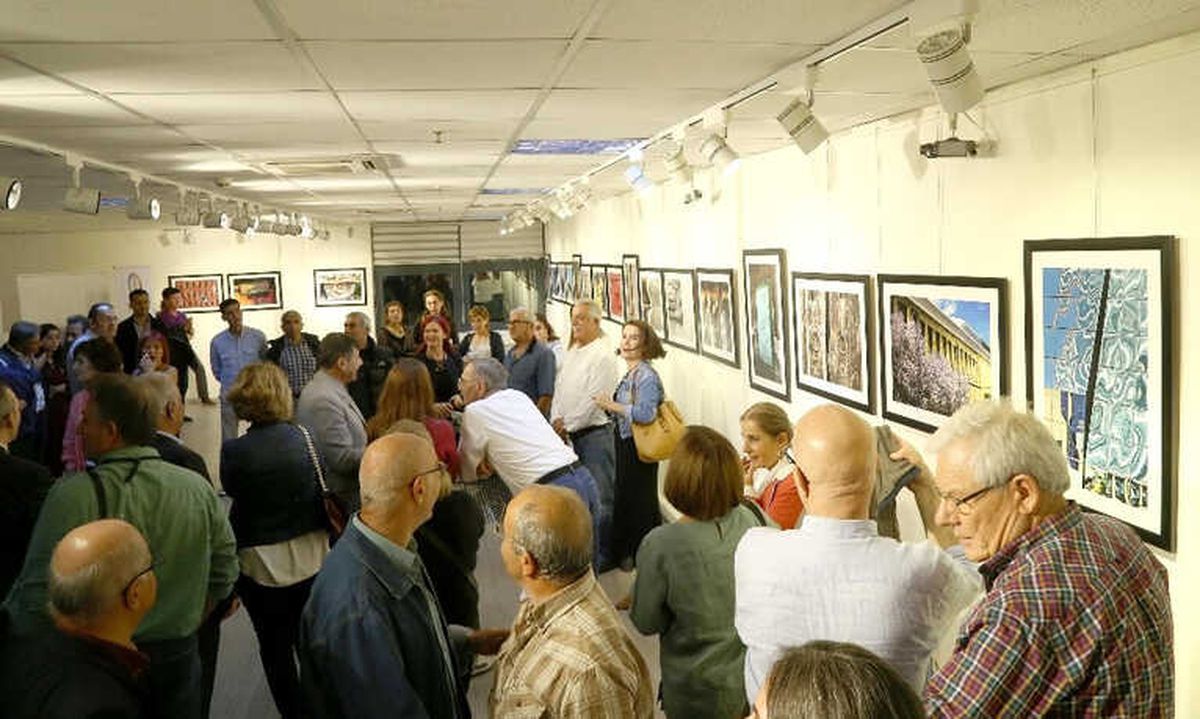 Engelsiz\' Fotoğraflar Galeri Çankaya\'da