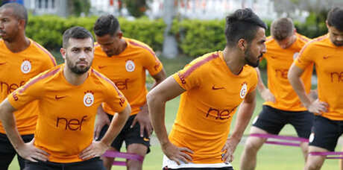 Galatasaray\'da Antalyaspor Mesaisi!