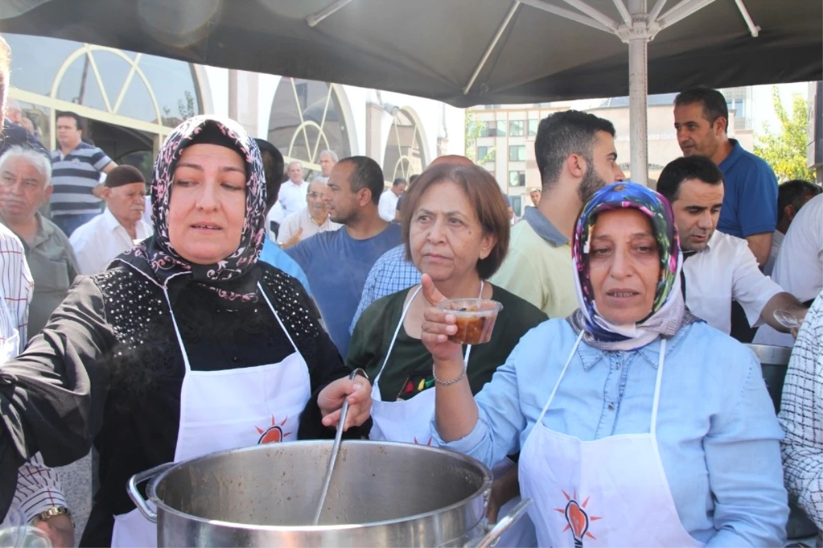 Gölcük: "Kültürlerine Sahip Çıkan Toplumlar Ayakta Kalmayı Başarmışlardır"