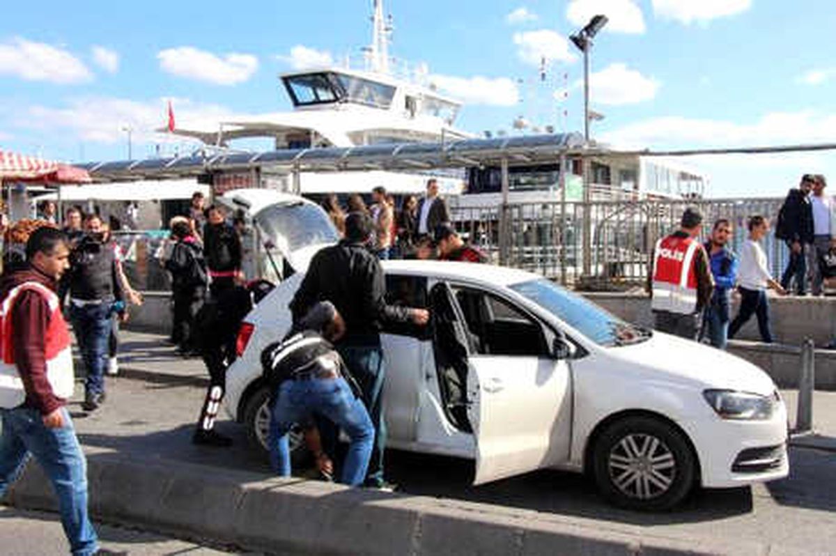 İstanbul\'da "Kurt Kapanı 25" Denetimi