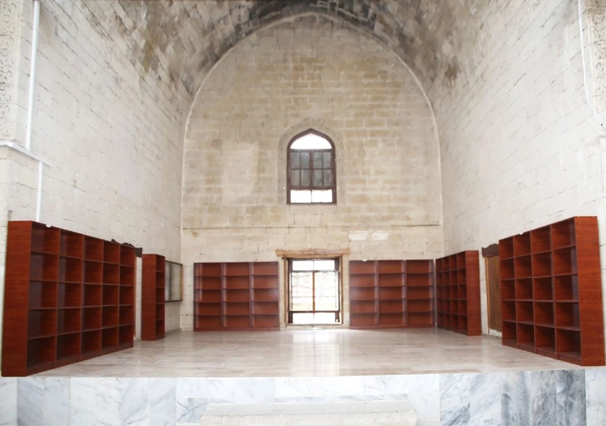 Karaman\'da Hatuniye Medresesi Millet Kıraathanesi Oluyor