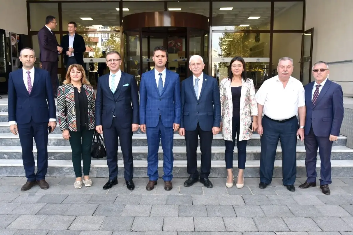 Kaymakam Sarılı, Başkan Sarıkurt ile Bir Araya Geldi