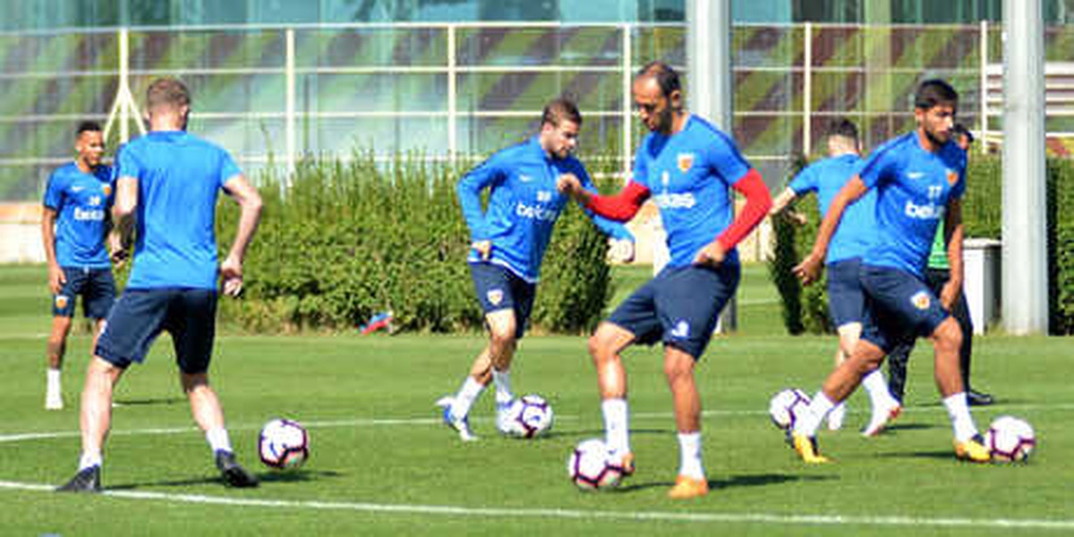 Kayserispor\'un İlk 11\'inde Zorunlu Değişiklik