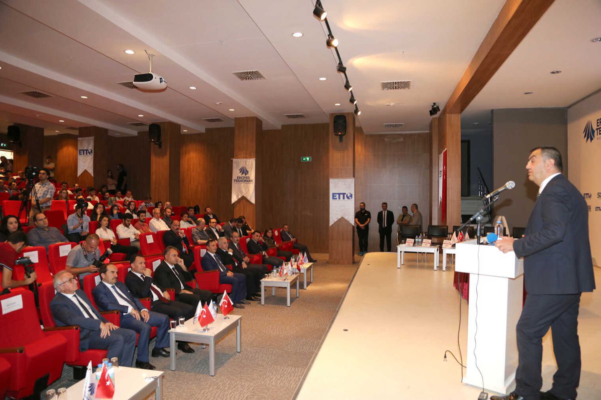 KAYSO Başkanı Büyüksimitci, "Devlet Kurumlarına ilgi Girişimciliği Öldürüyor"