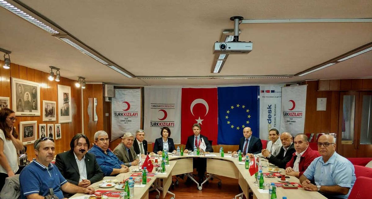 Kızılay\'dan İzmir\'e Yardımseverlik Teşekkürü!
