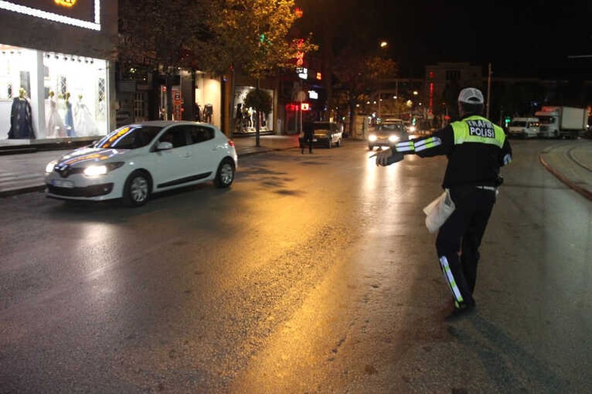 Konya\'da Trafik Denetimleri Aralıksız Sürüyor