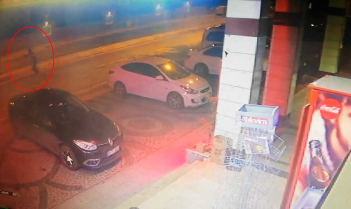 Çalmak İstedikleri Motosikletin Sahibine Ateş Edip Kaçtılar