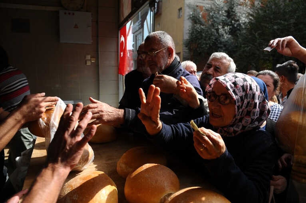 Bu Fırında 400 Gram Ekmek 1 Lira