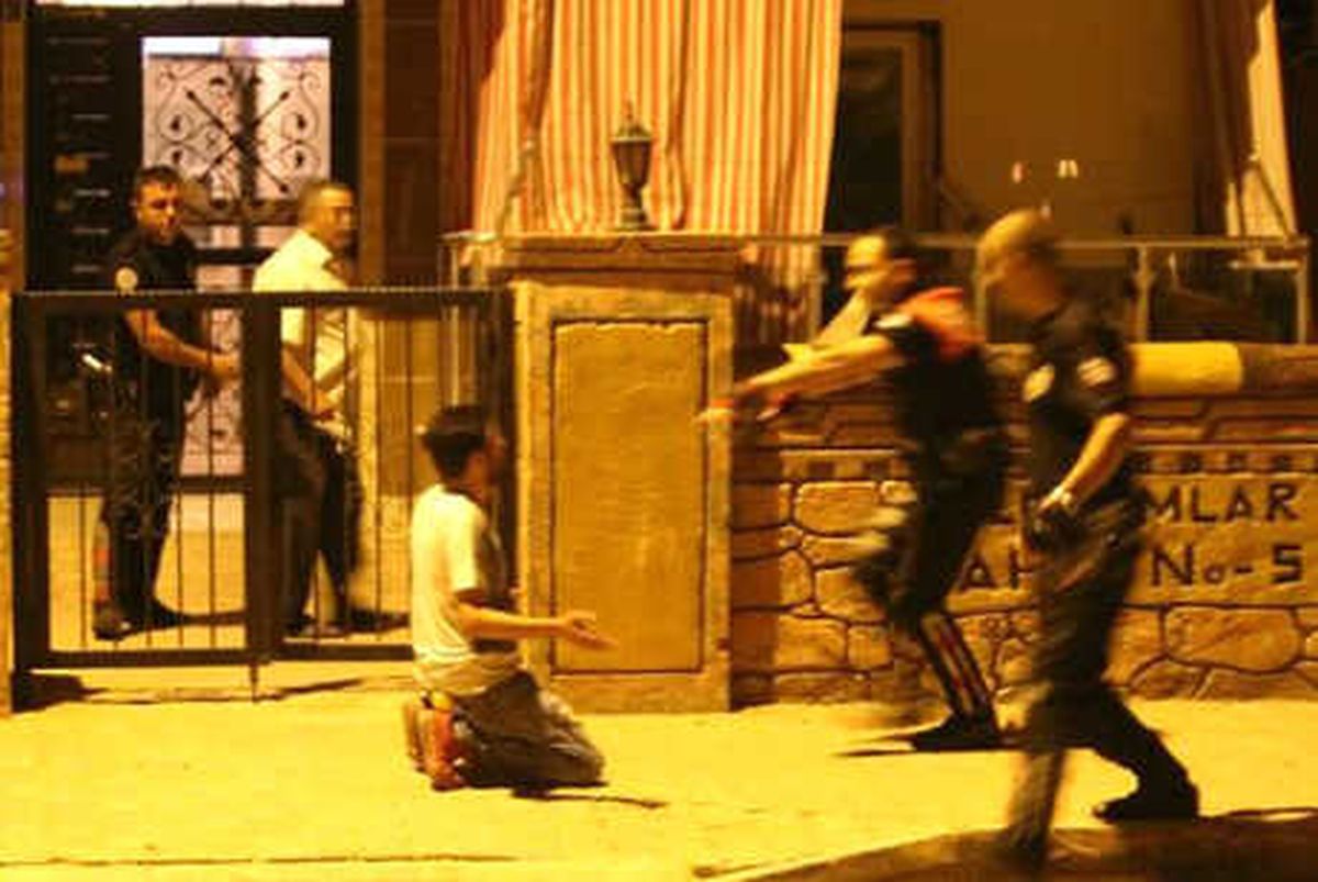Pompalı Tüfekle Korku Saldı, Operasyonla Gözaltına Alındı