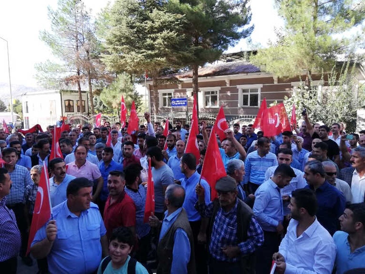 Sason\'da PKK\'ya Lanet Yağdı