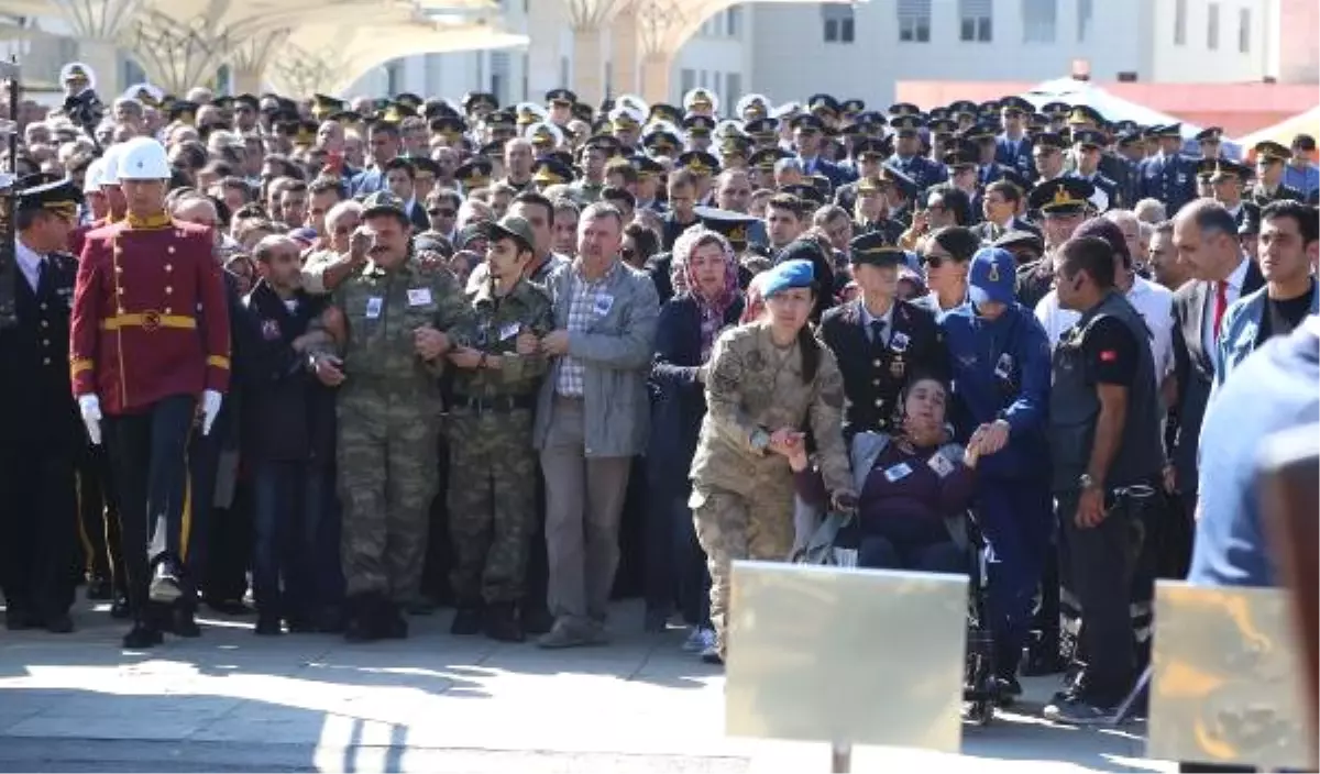 Şehit Uzman Çavuş İnce, Ankara\'da Son Yolculuğuna Uğurlandı