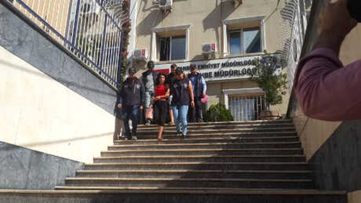 Ek Bigi ve Fotoğraflar//sultangazi\'de Pompalı Tüfekli Market Soygunu Kamerada