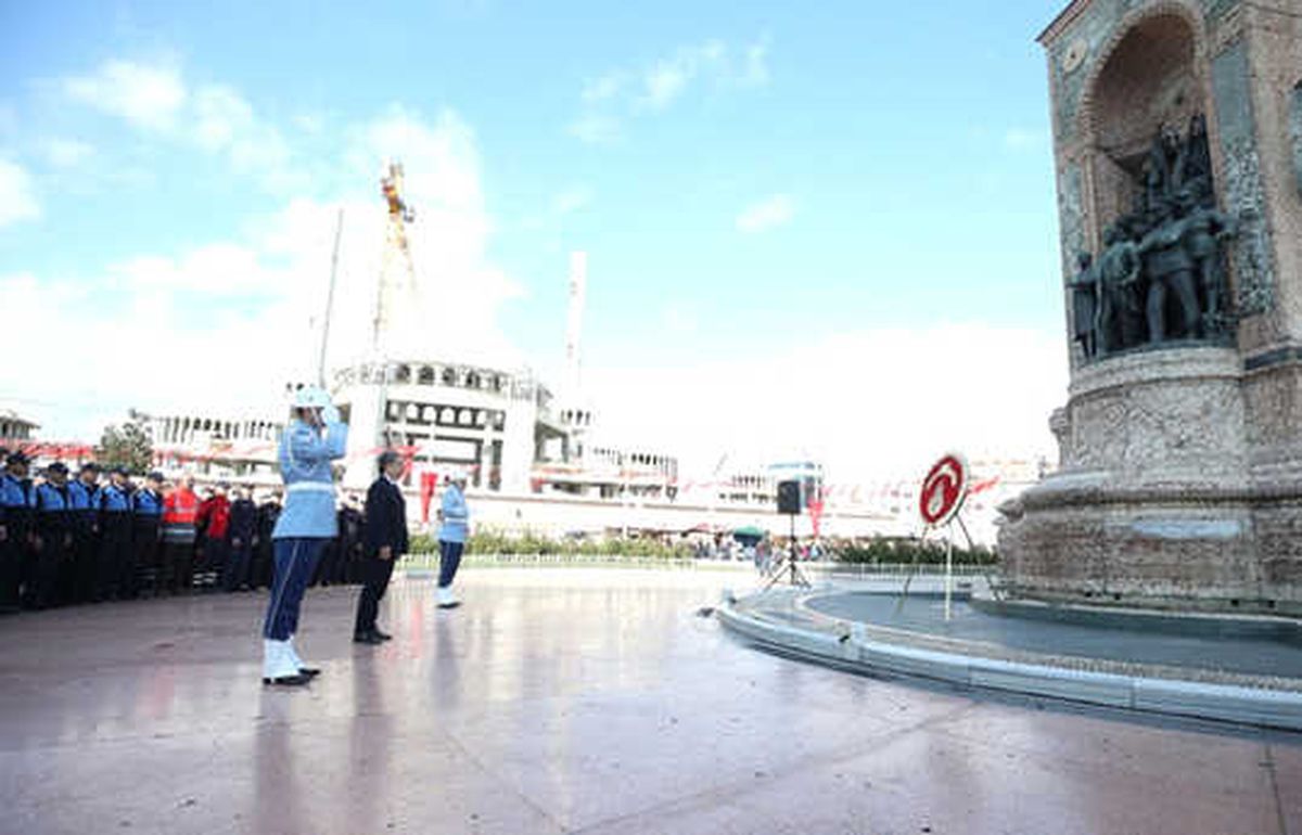 İstanbul\'un Kurtuluşunun 95. Yıl Dönümü