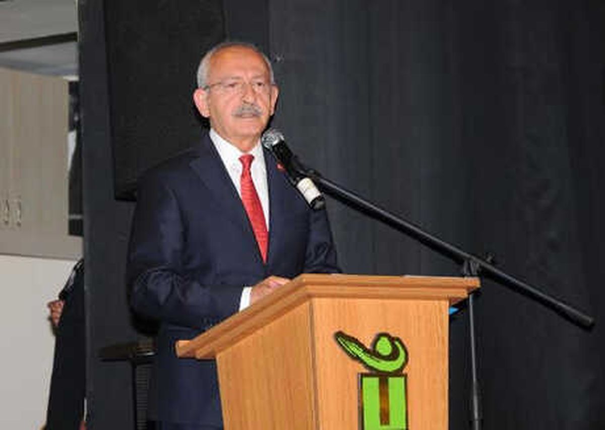 Kılıçdaroğlu\'na Şehit Evi Ziyaretinde Protesto (2)