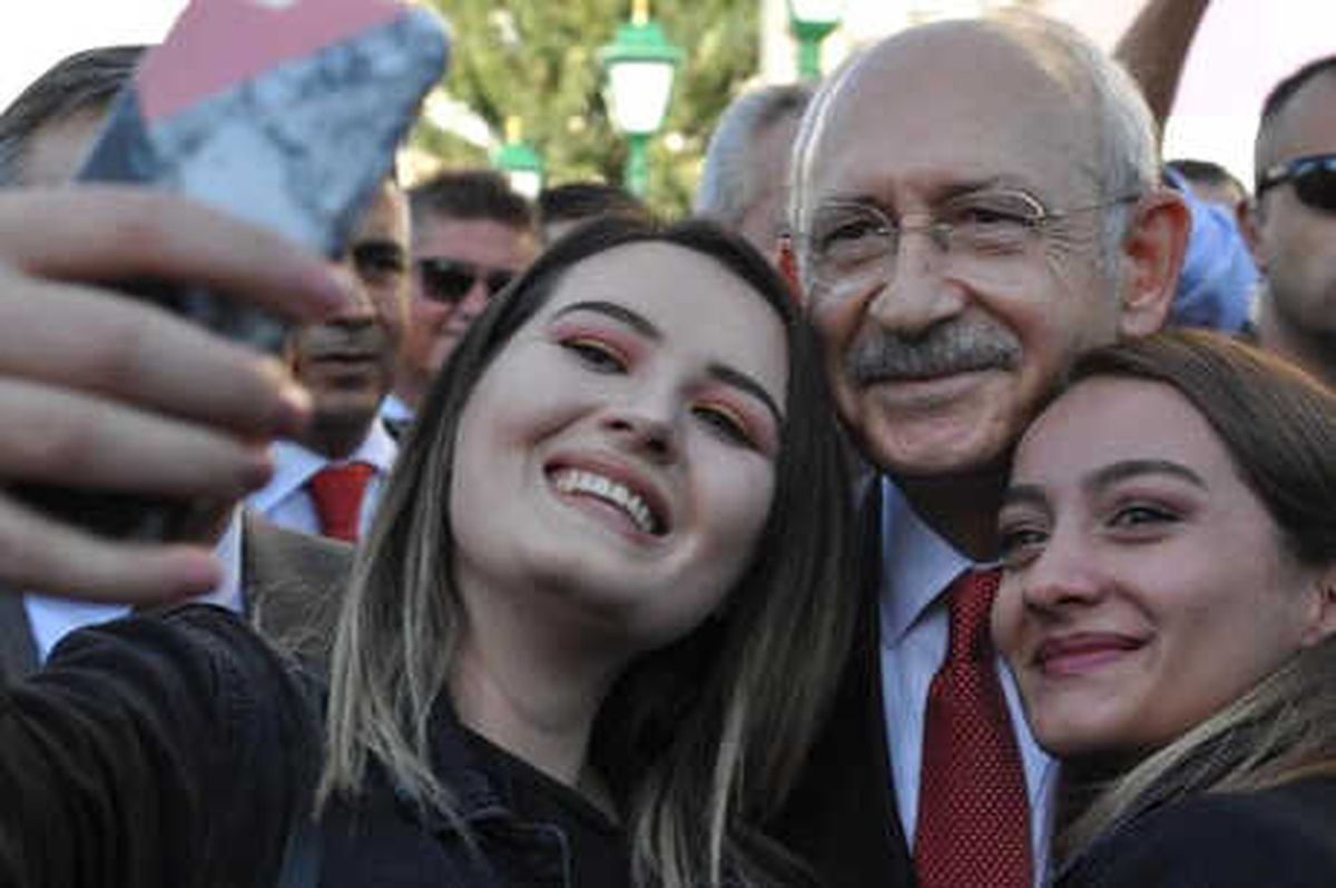 Kılıçdaroğlu\'na Şehit Evi Ziyaretinde Protesto (3)