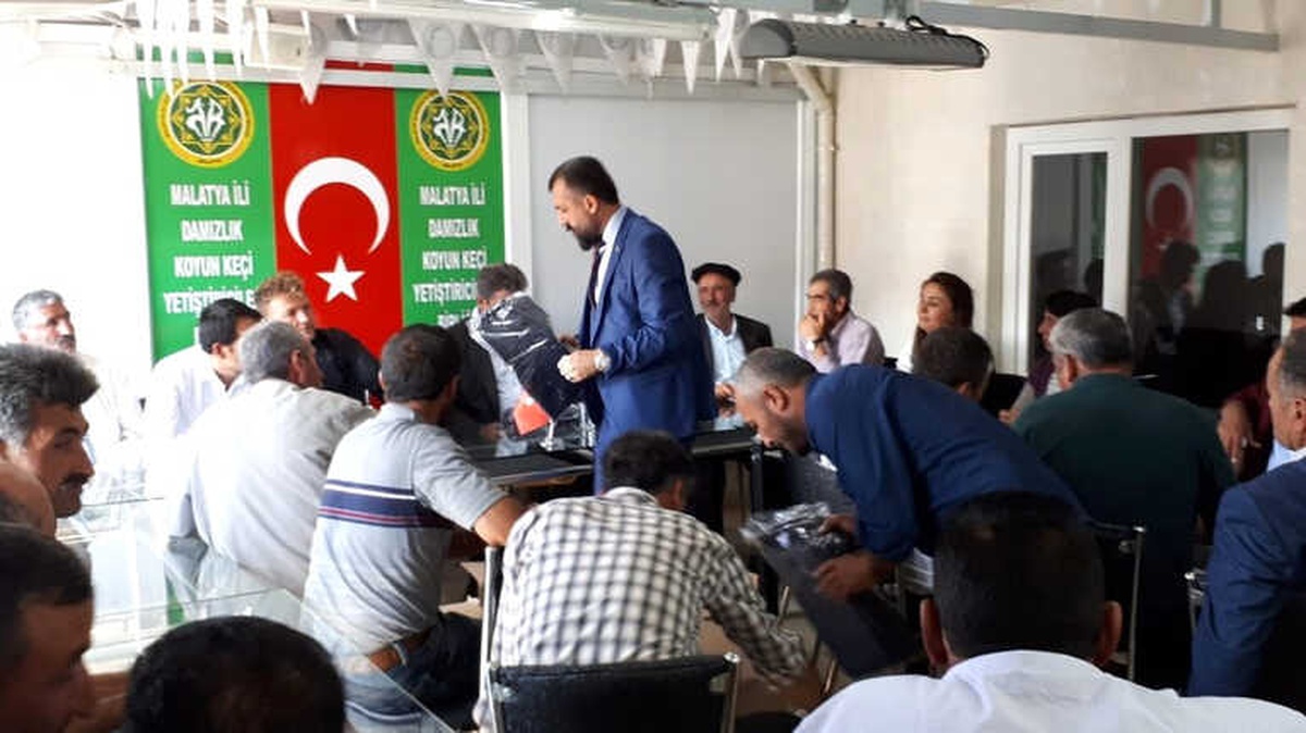 Küçükbaş Hayvancılıkta \'Soy Kütüğü\' Çalışması