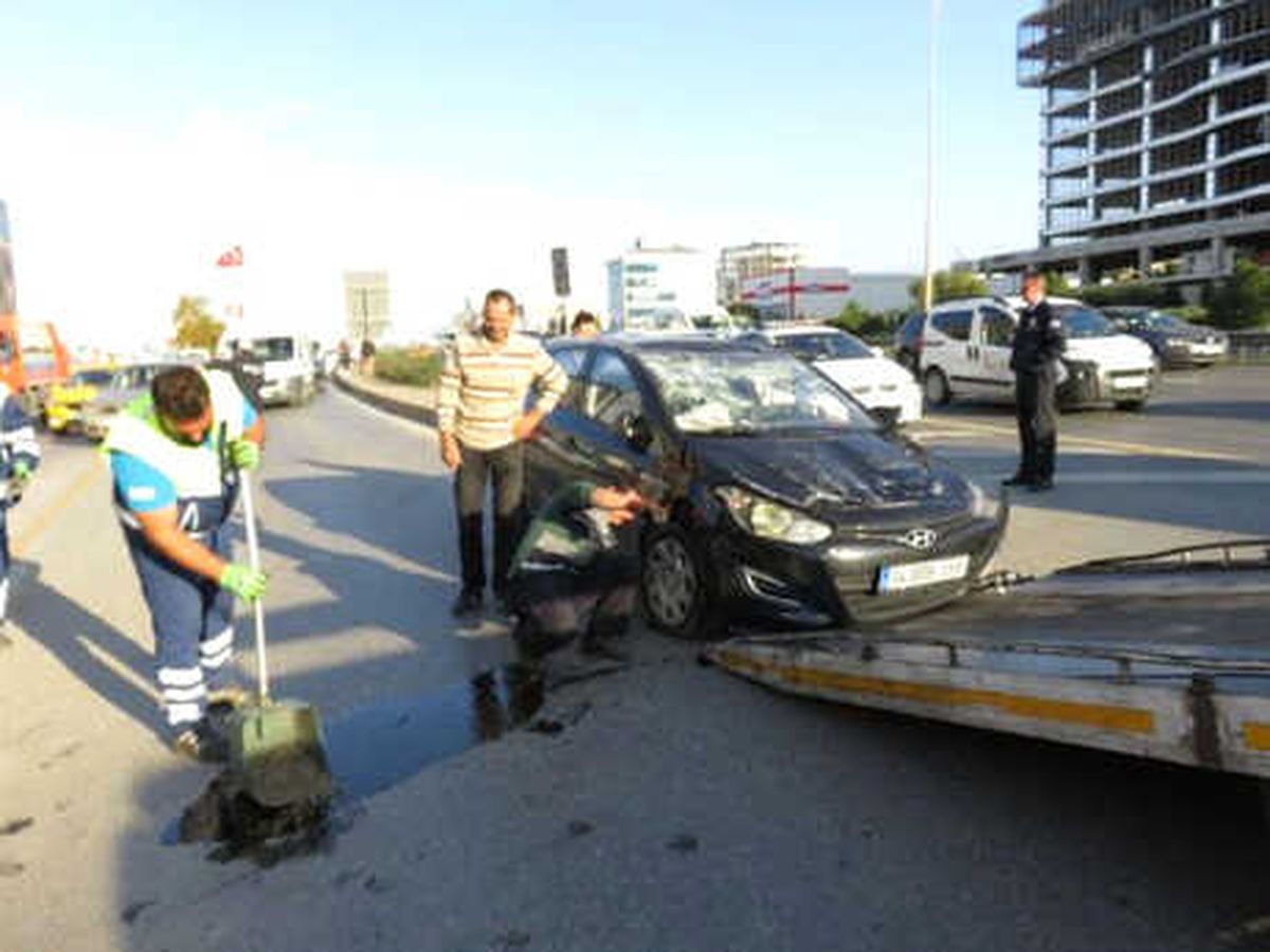 Maltepe\'de Trafik Kazası: 4 Yaralı