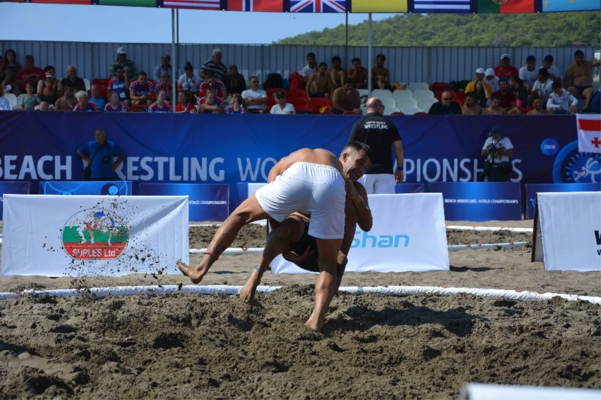 Muğla\'da Dünya Plaj Güreşi Şampiyonası