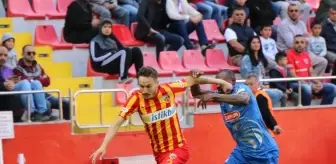 Spor Toto Süper Lig: Kayserispor: 0 - Çaykur Rizespor: 1 (İlk Yarı)