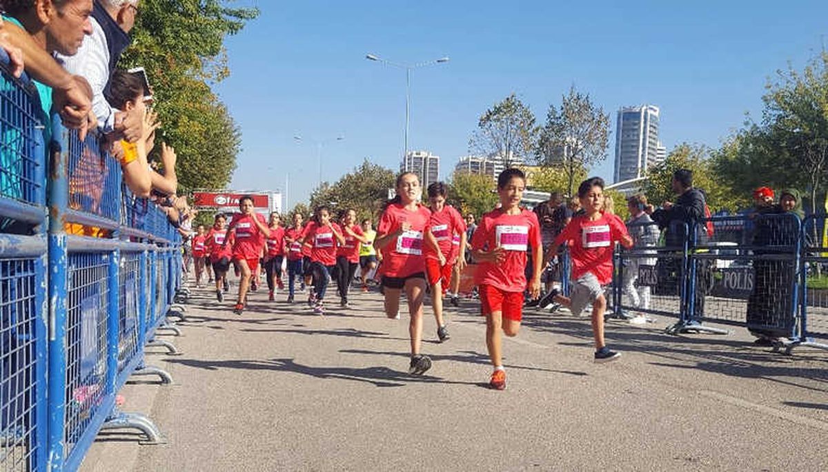 5. Eker I Run Koşusu\'nda 2 Bin 500 Kişi Ter Döktü