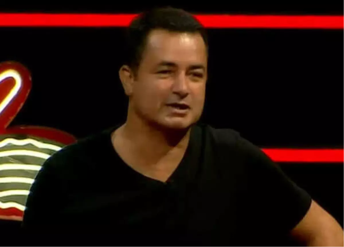 Acun Ilıcalı Yıllar Önce O Ses Türkiye\'de Yaşanan Komik Olayı Anlattı!