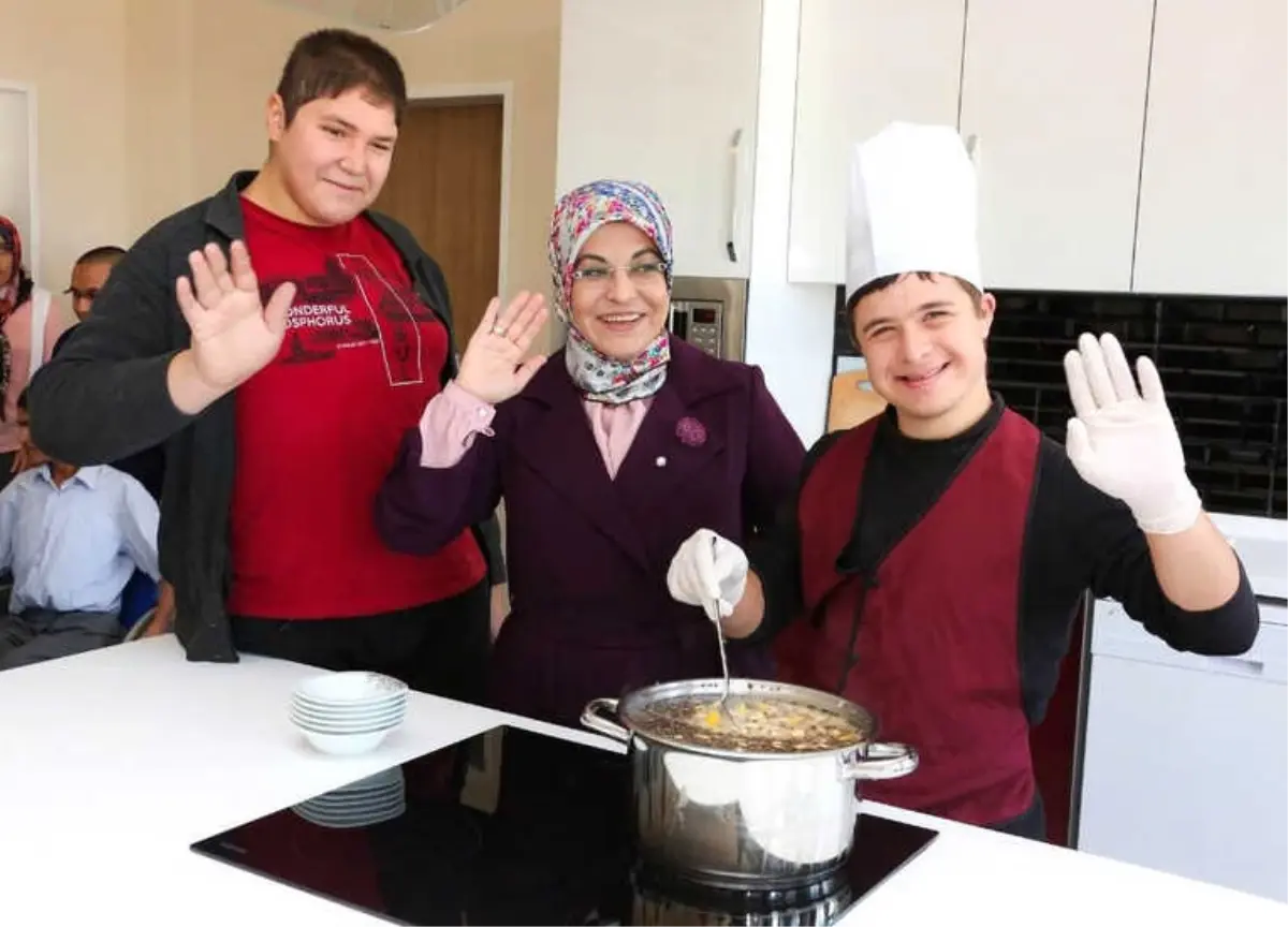 Başkan Toru, Özel Öğrencilerin Sosyal Medyadan Davetine İcabet Etti