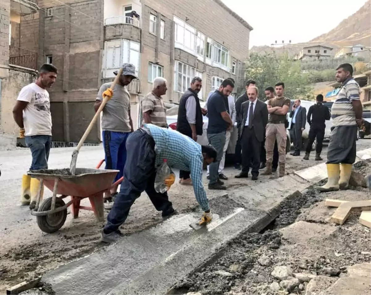 Hakkari\'de Trapez Kanallar İnşa Ediliyor